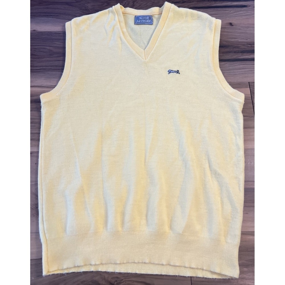 Vintage Le Tigre Sweater Vest XL Yellow V Neck Tiger Logo Made in USA Golf